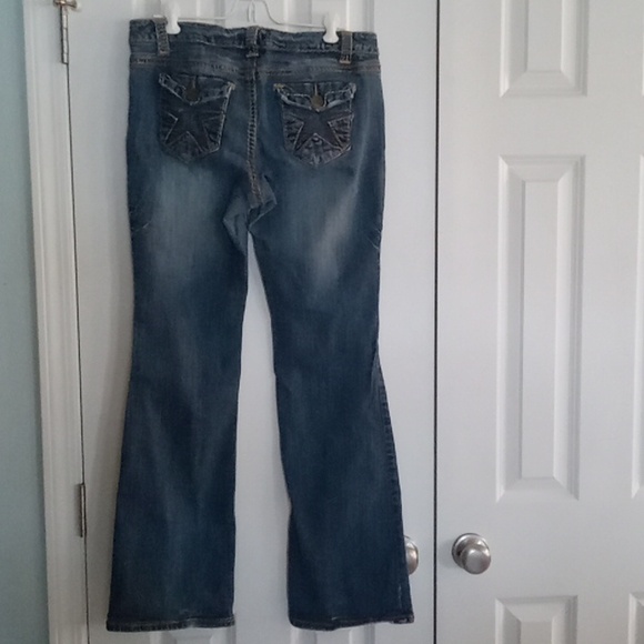 Women's Classic Blue Boot Cut Jeans - Picture 4 of 5